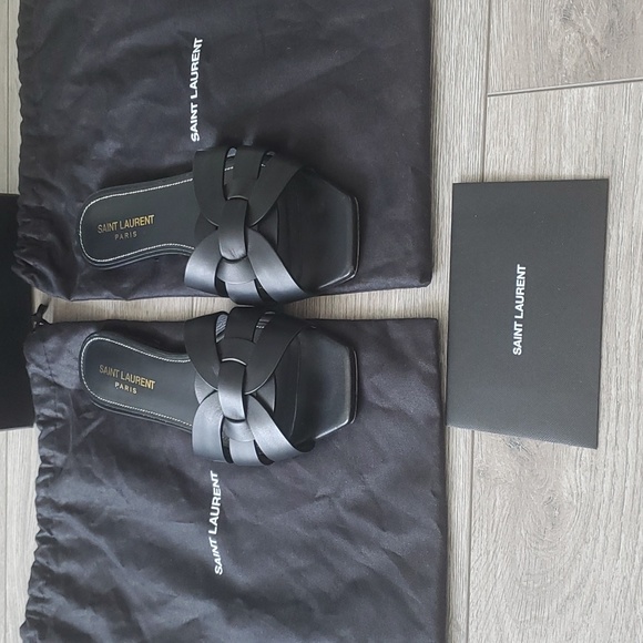 Yves Saint Laurent Paris Maine Nero flat heel leather sandal size 37+ slide - Picture 2 of 9